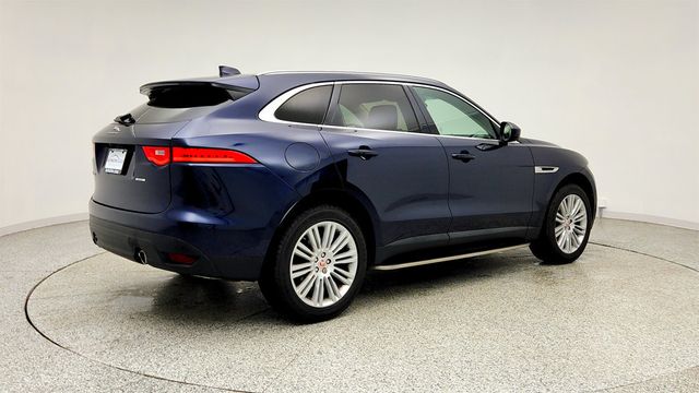2018 Jaguar F-PACE 30t Portfolio AWD w/ Fixed Side Step Pack - 23020919 - 4