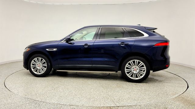 2018 Jaguar F-PACE 30t Portfolio AWD w/ Fixed Side Step Pack - 23020919 - 7