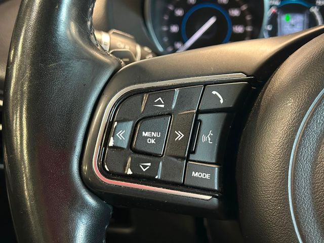 2018 Jaguar F-PACE 30t Premium AWD - 22913538 - 26
