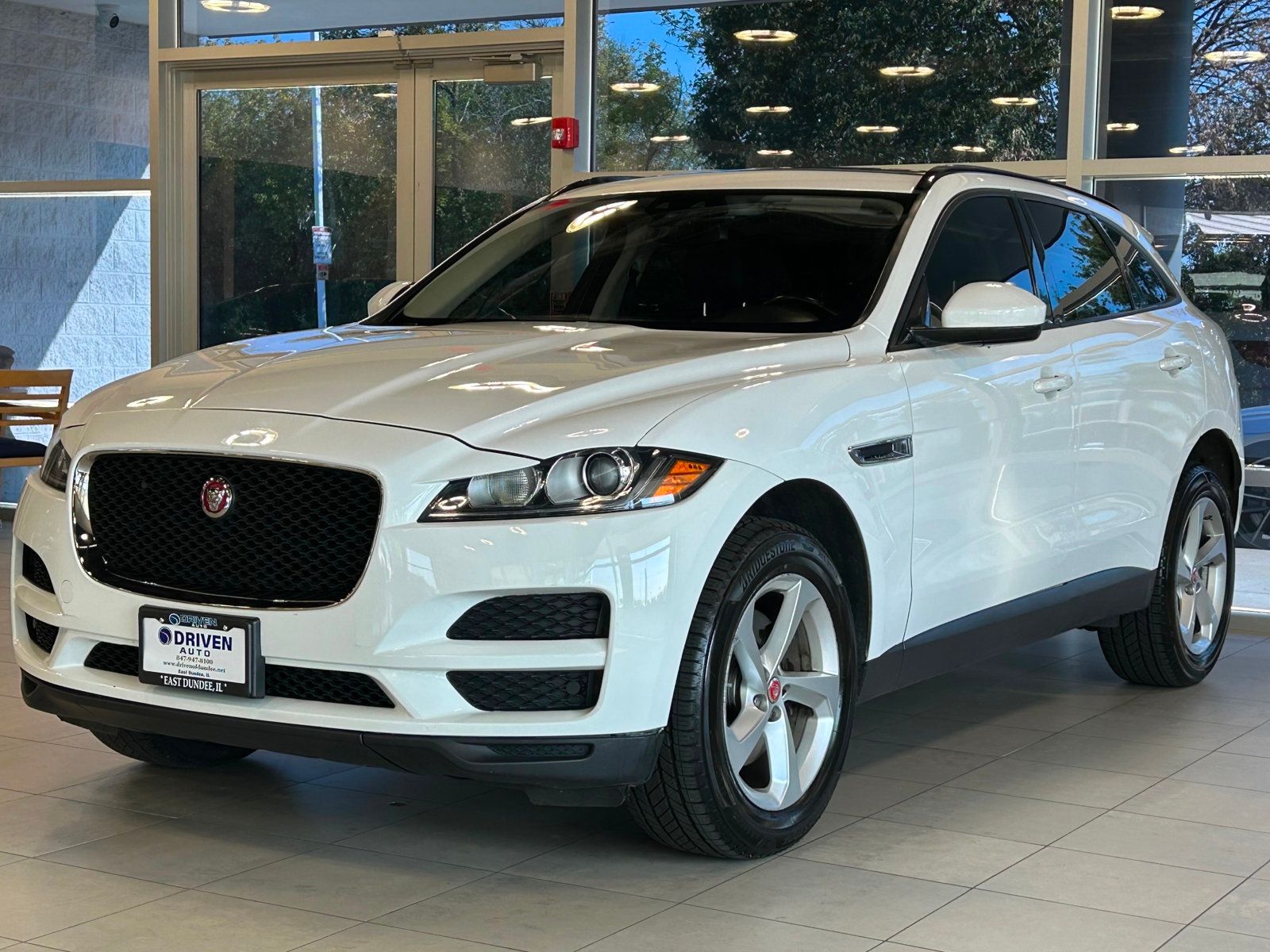 2018 Jaguar F-PACE Premium photo 4
