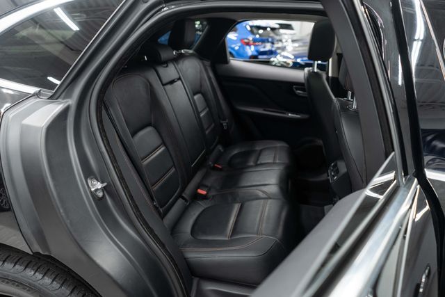 2018 Jaguar F-PACE 30t Prestige AWD - 23095300 - 23