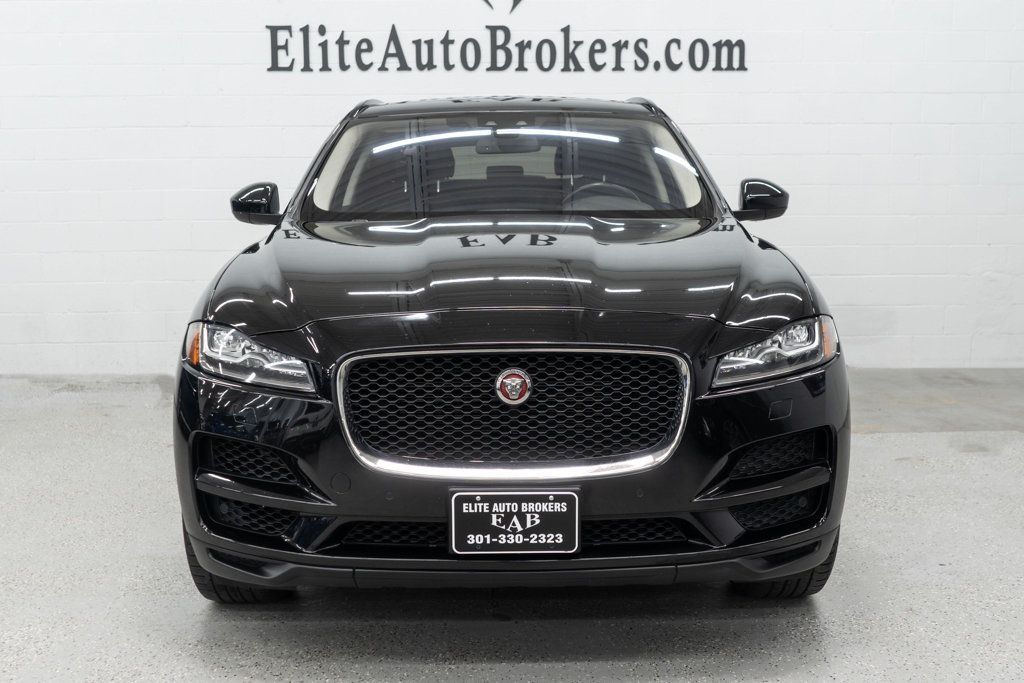 Jaguar F-PACE photo 3