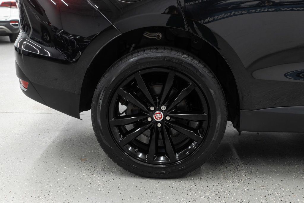 Jaguar F-PACE photo 34
