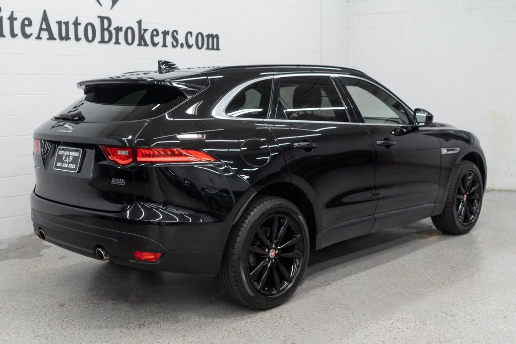 Jaguar F-PACE photo 45