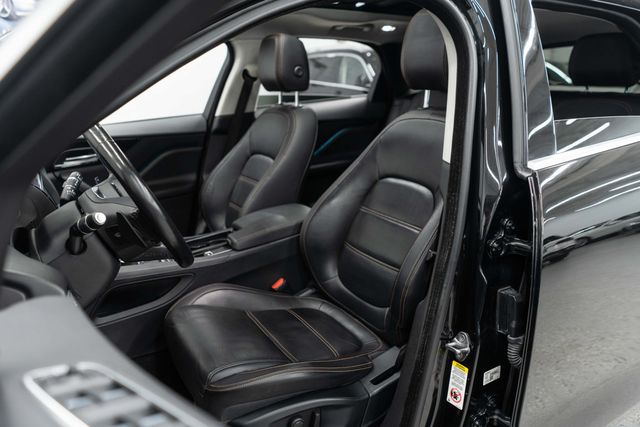 2018 Jaguar F-PACE 30t Prestige AWD - 23095300 - 8