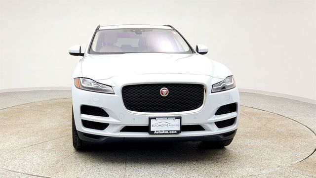 2018 Jaguar F-PACE 30t Prestige AWD with Deployable Side Steps & Vision Package - 22979006 - 1