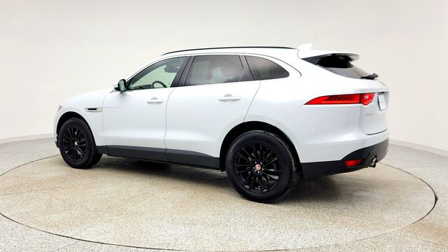 2018 Jaguar F-PACE 30t Prestige AWD with Deployable Side Steps & Vision Package - 22979006 - 6