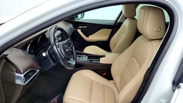 2018 Jaguar F-PACE 30t Prestige AWD with Vision + Comfort & Convenience Packages - 22972342 - 19
