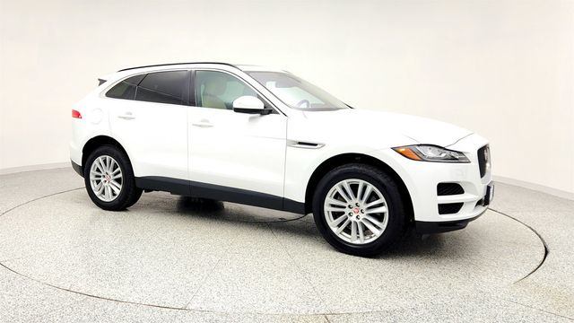 2018 Jaguar F-PACE 30t Prestige AWD with Vision + Comfort & Convenience Packages - 22972342 - 2