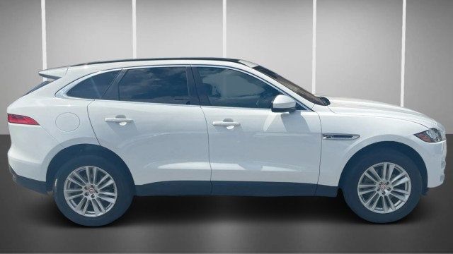 2018 Jaguar F-PACE 35t Prestige AWD - 23061997 - 1