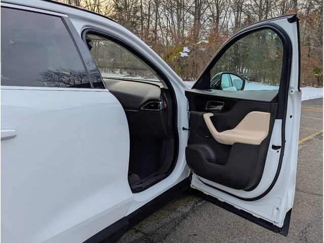 2018 Jaguar F-PACE 35t Prestige AWD - 22961699 - 10