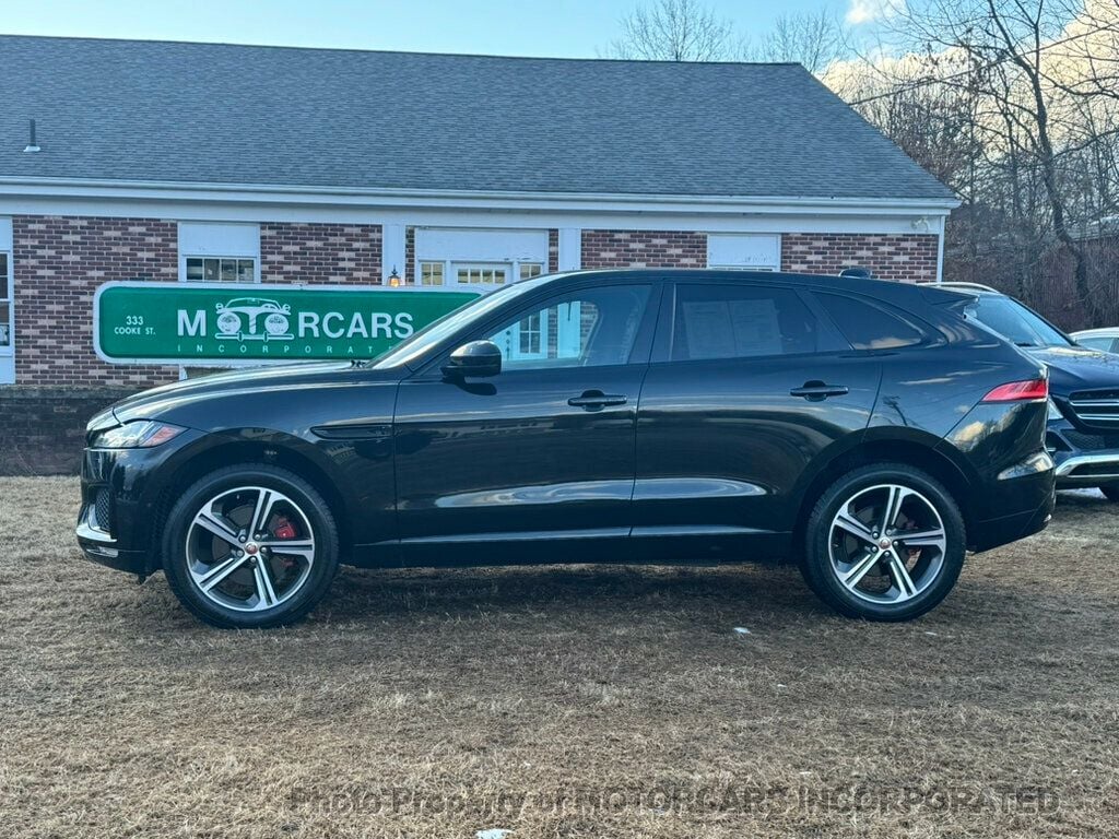 2018 Jaguar F-PACE ABSOLUTELY PRISTINE!!  - 22762929 - 0