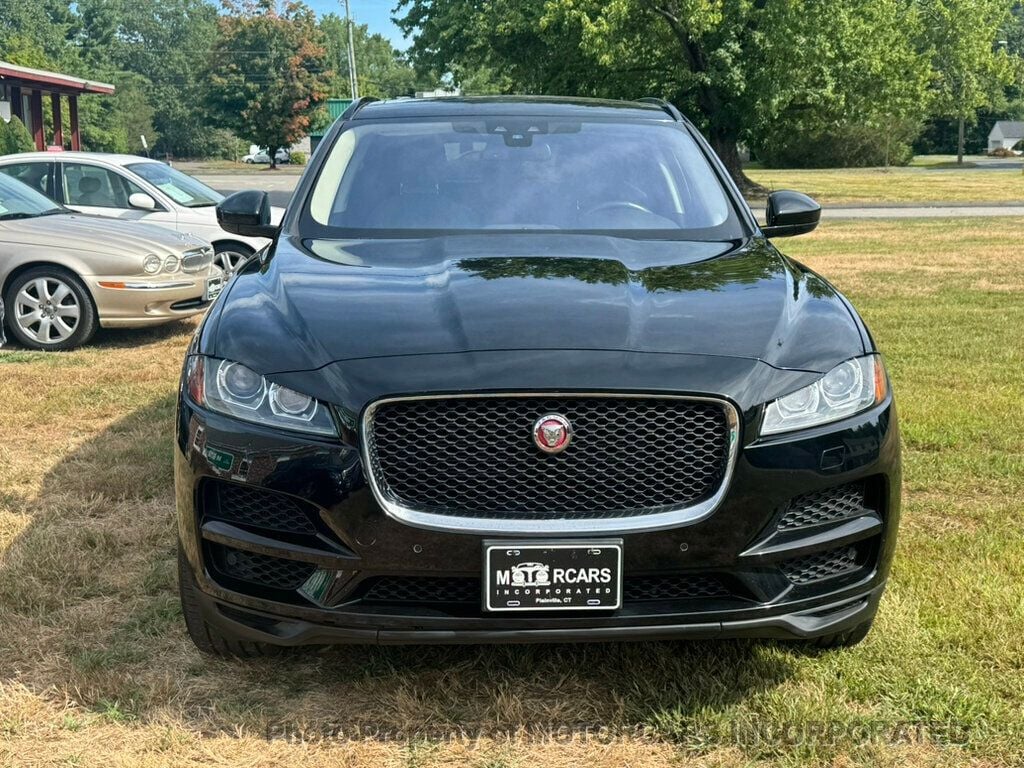 2018 Jaguar F-PACE Premium photo 2