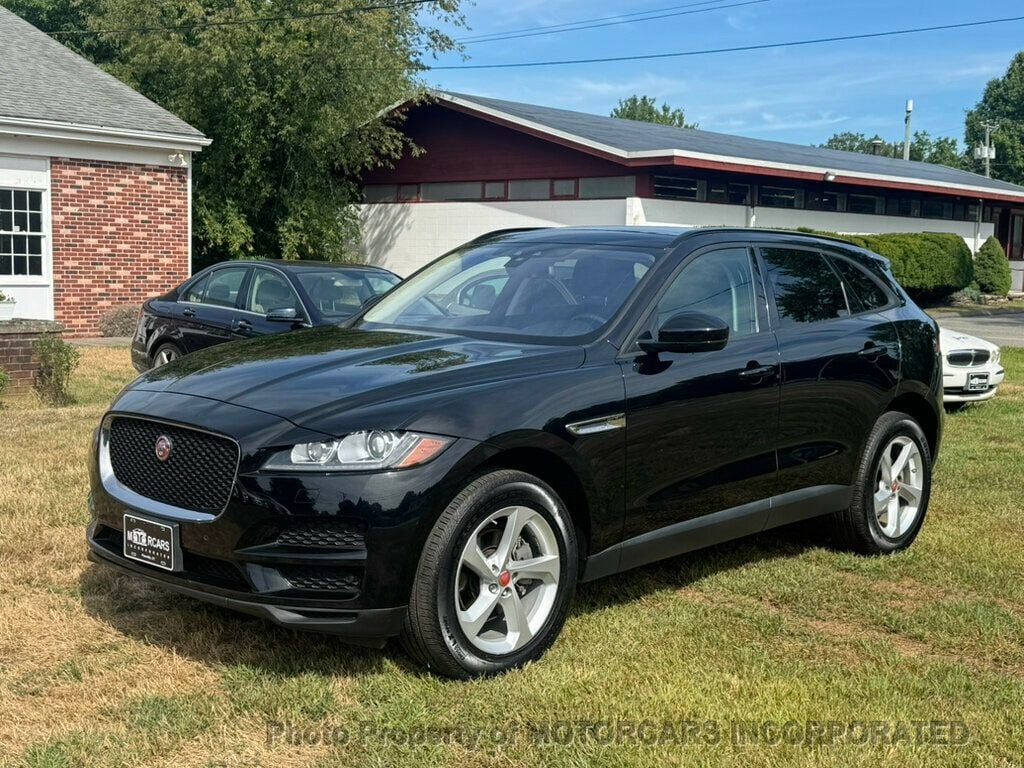 2018 Jaguar F-PACE Premium photo 3