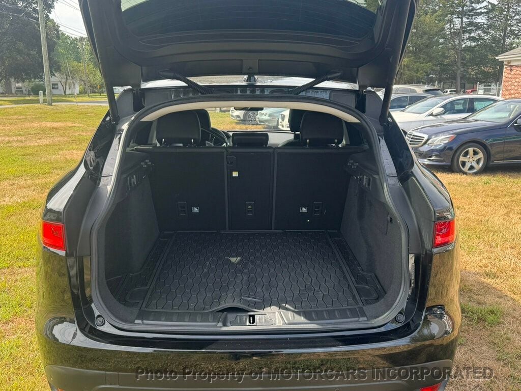 2018 Jaguar F-PACE Premium photo 6