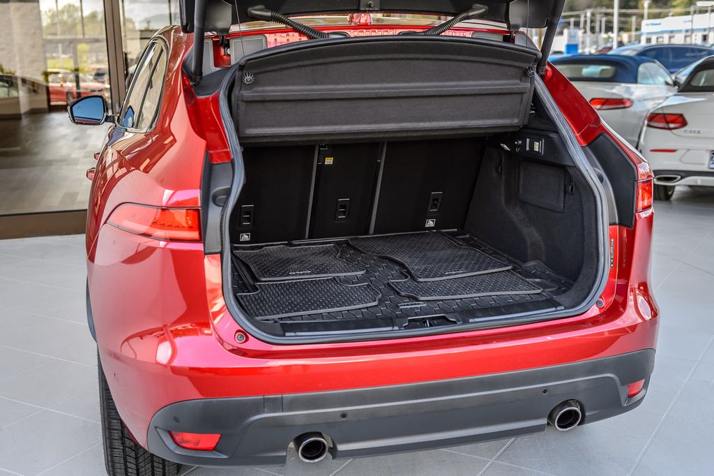 2018 Jaguar F-PACE F PACE R-SPORT AWD - RED ON BLACK - PANO ROOF - NAV - BLUETOOTH  - 23007766 - 10