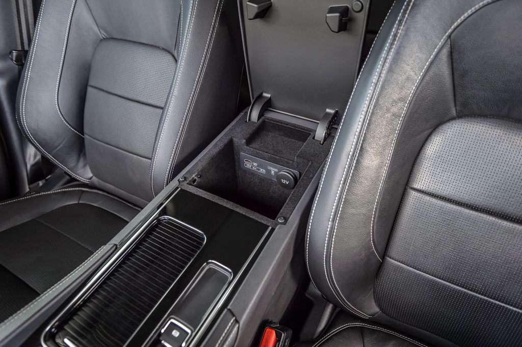 2018 Jaguar F-PACE F PACE R-SPORT AWD - RED ON BLACK - PANO ROOF - NAV - BLUETOOTH  - 23007766 - 32