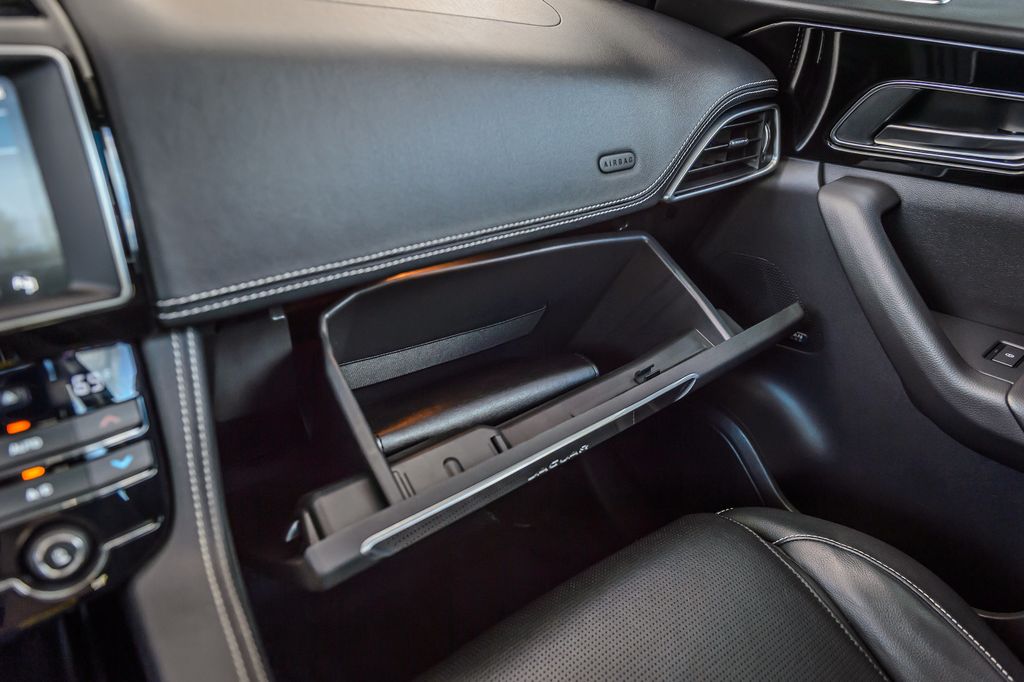 2018 Jaguar F-PACE F PACE R-SPORT AWD - RED ON BLACK - PANO ROOF - NAV - BLUETOOTH  - 23007766 - 34