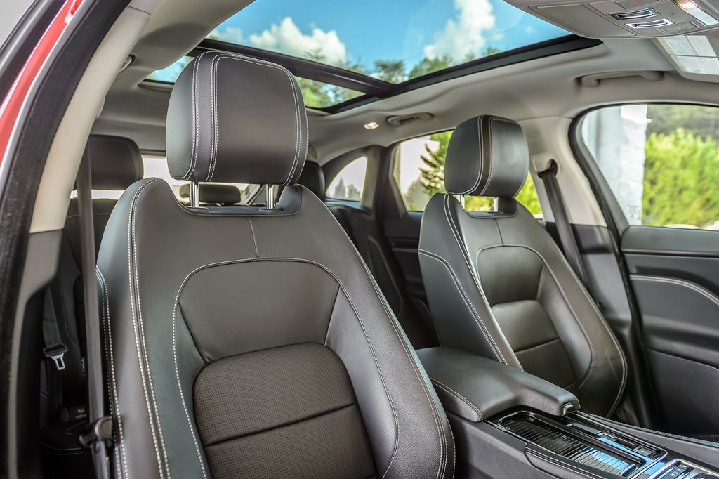 2018 Jaguar F-PACE F PACE R-SPORT AWD - RED ON BLACK - PANO ROOF - NAV - BLUETOOTH  - 23007766 - 36