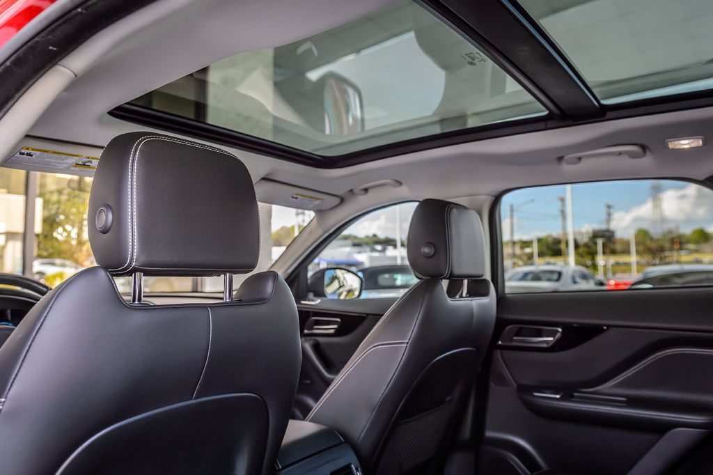 2018 Jaguar F-PACE F PACE R-SPORT AWD - RED ON BLACK - PANO ROOF - NAV - BLUETOOTH  - 23007766 - 40