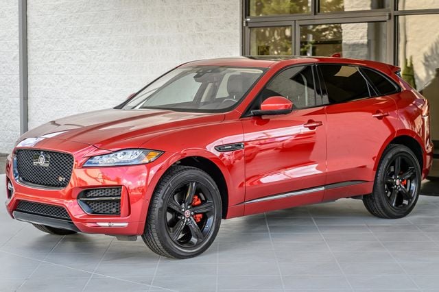2018 Jaguar F-PACE F PACE R-SPORT AWD - RED ON BLACK - PANO ROOF - NAV - BLUETOOTH  - 23007766 - 5