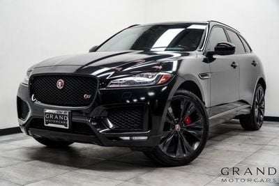 2018 Jaguar F-PACE - SADCM2FV4JA201917
