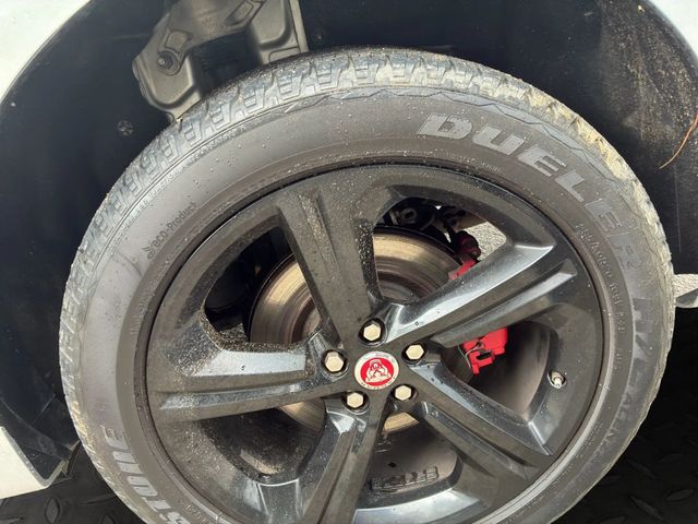 2018 Jaguar F-PACE S AWD - 23057661 - 28