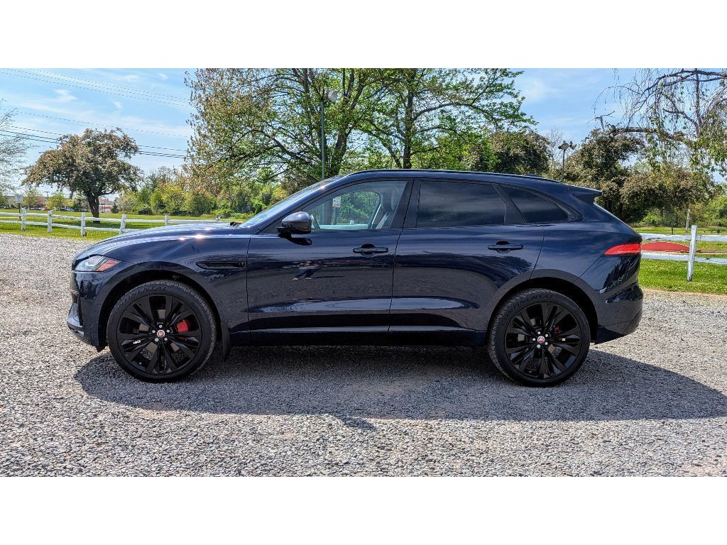2018 Jaguar F-PACE S photo 4