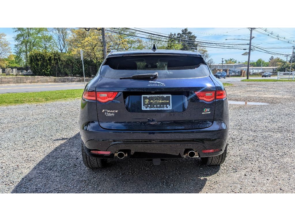 2018 Jaguar F-PACE S photo 6