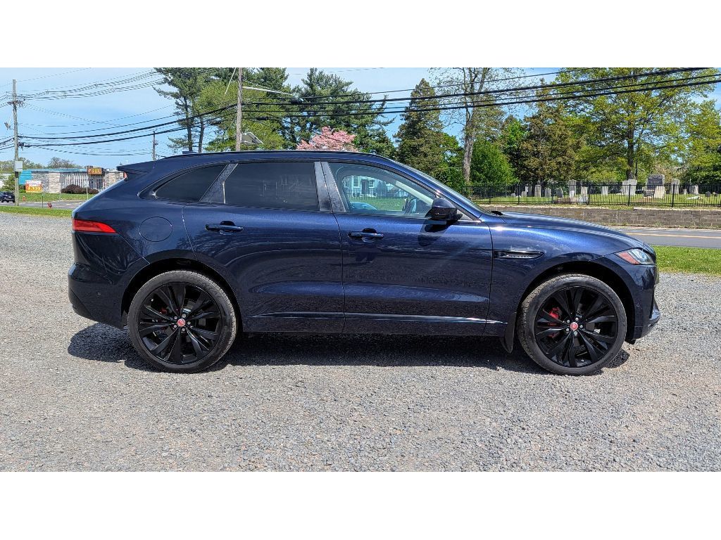 2018 Jaguar F-PACE S photo 8