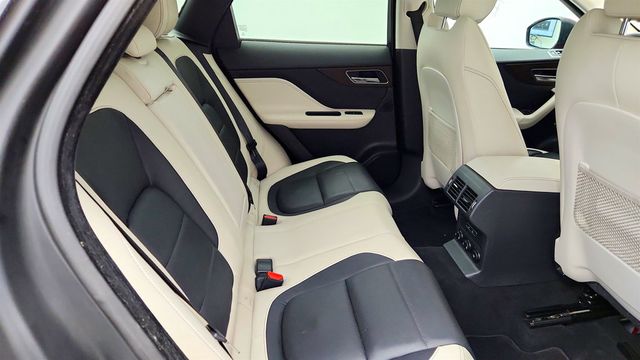 2018 Jaguar F-PACE S AWD - 23072387 - 22
