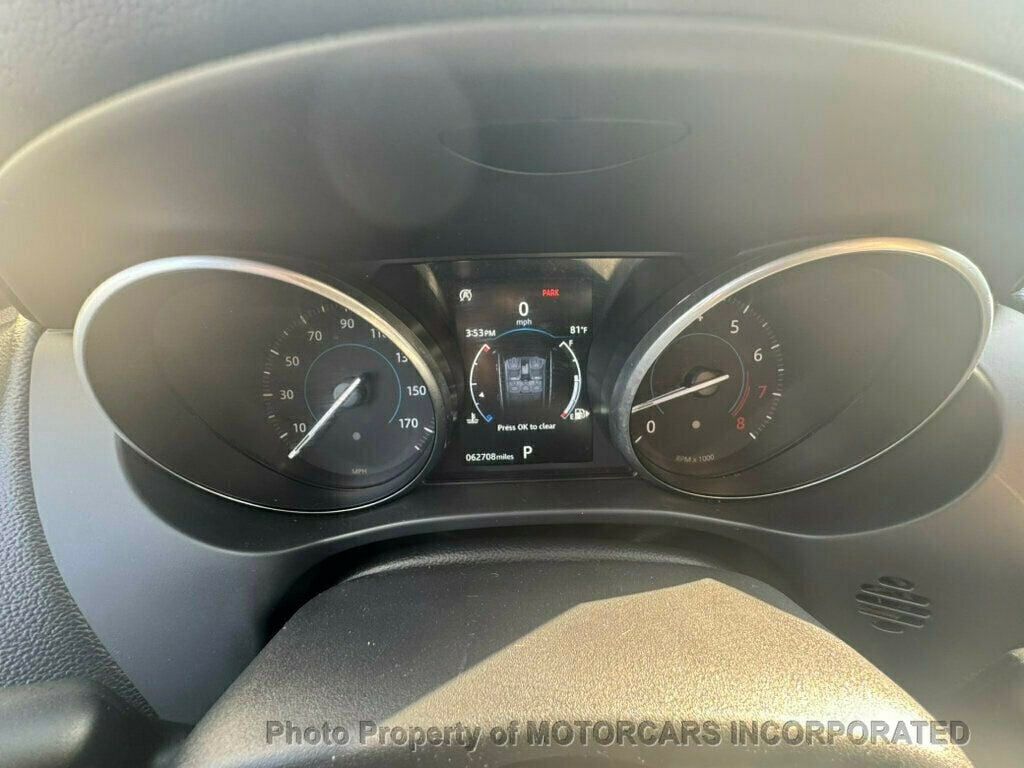 2018 Jaguar F-PACE Premium photo 12
