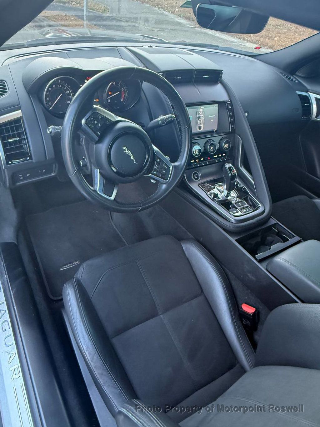 2018 Jaguar F-TYPE photo 3