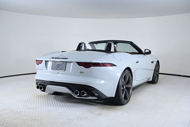 2018 Jaguar F-TYPE R - 22981452 - 32
