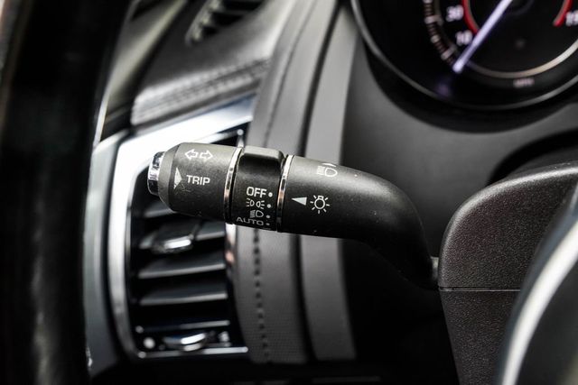 2018 Jaguar F-TYPE R-Dynamic - 23035476 - 36