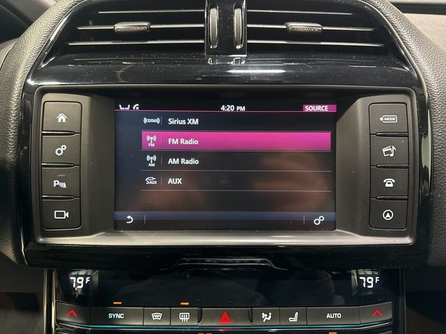 2018 Jaguar XE 25t Premium AWD - 22975146 - 19