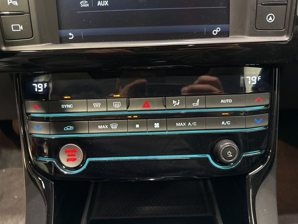 2018 Jaguar XE 25t Premium AWD - 22975146 - 20