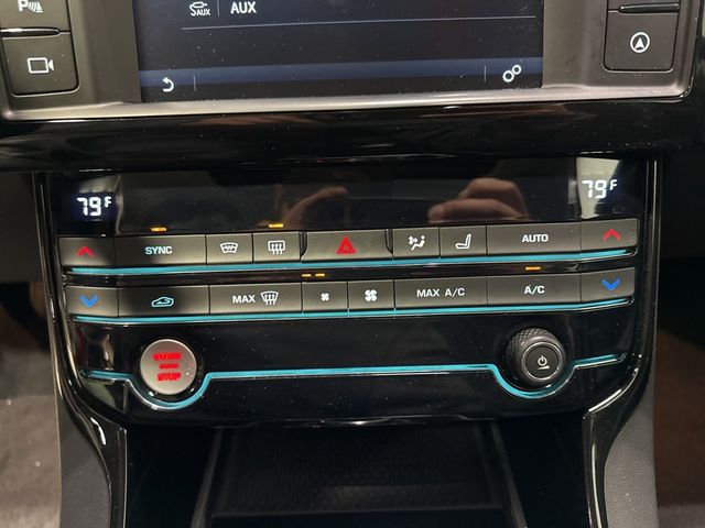 2018 Jaguar XE 25t Premium AWD - 22975146 - 20