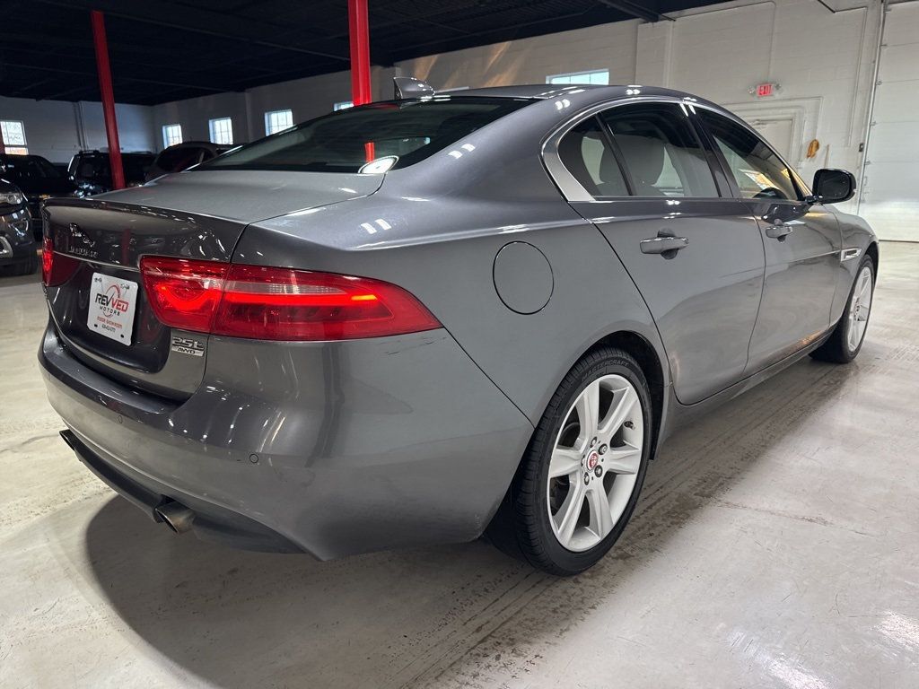 2018 Jaguar XE 25t Premium AWD - 22975146 - 6
