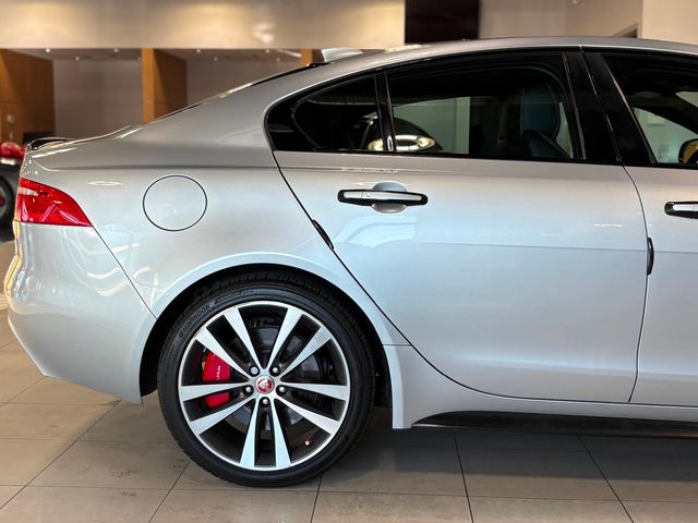 2018 Jaguar XE 25t R-Sport AWD - 22928093 - 16