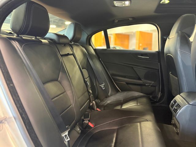 2018 Jaguar XE 25t R-Sport AWD - 22928093 - 21