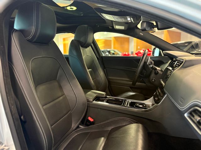 2018 Jaguar XE 25t R-Sport AWD - 22928093 - 22