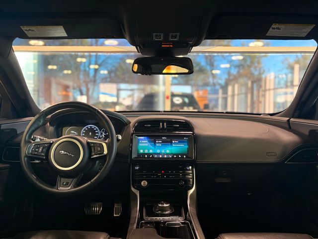 2018 Jaguar XE 25t R-Sport AWD - 22928093 - 34