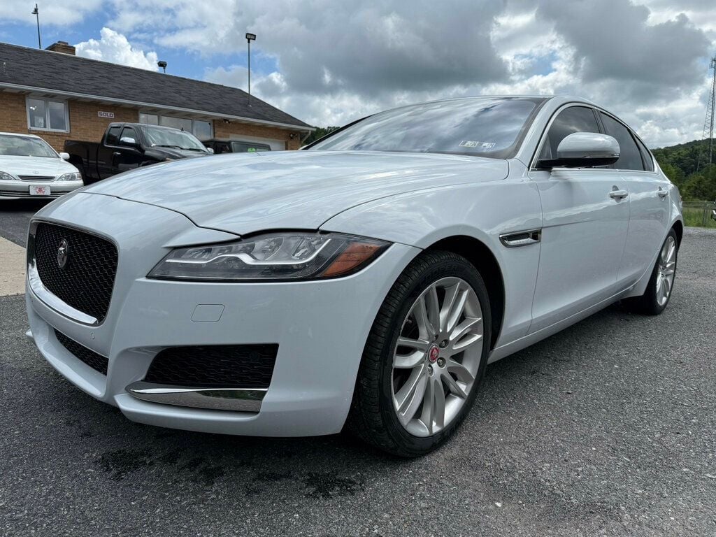 2018 Jaguar XF 35t Portfolio AWD photo 7