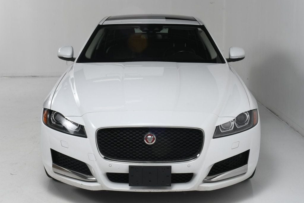 2018 Jaguar XF 35t Prestige AWD - 22472207 - 9