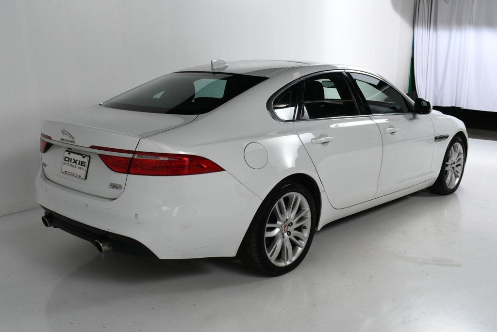 2018 Jaguar XF 35t Prestige AWD - 22472207 - 7