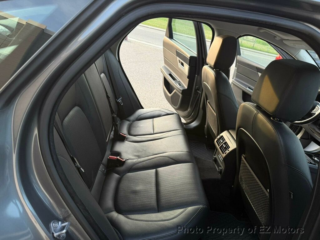 2018 Jaguar XF DIESEL! 67500 KM! ONE OWNER! CERTIFIED! - 22856136 - 19