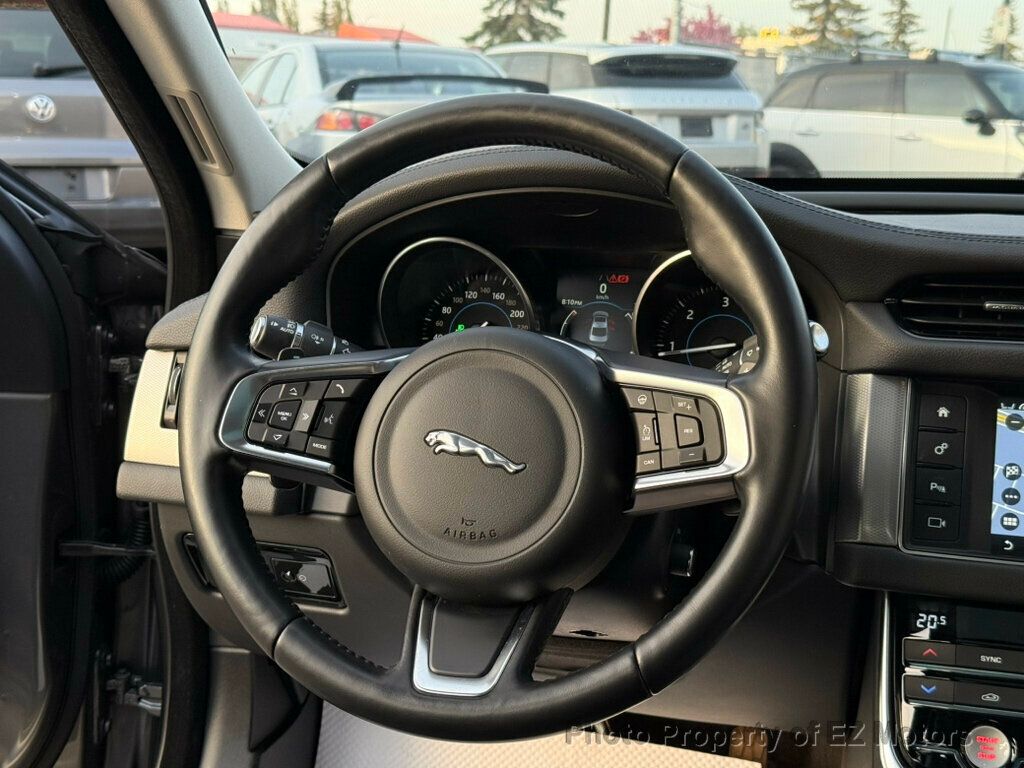 2018 Jaguar XF DIESEL! 67500 KM! ONE OWNER! CERTIFIED! - 22856136 - 24