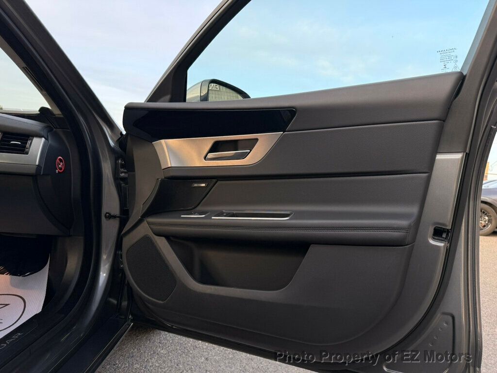 2018 Jaguar XF DIESEL! 67500 KM! ONE OWNER! CERTIFIED! - 22856136 - 28