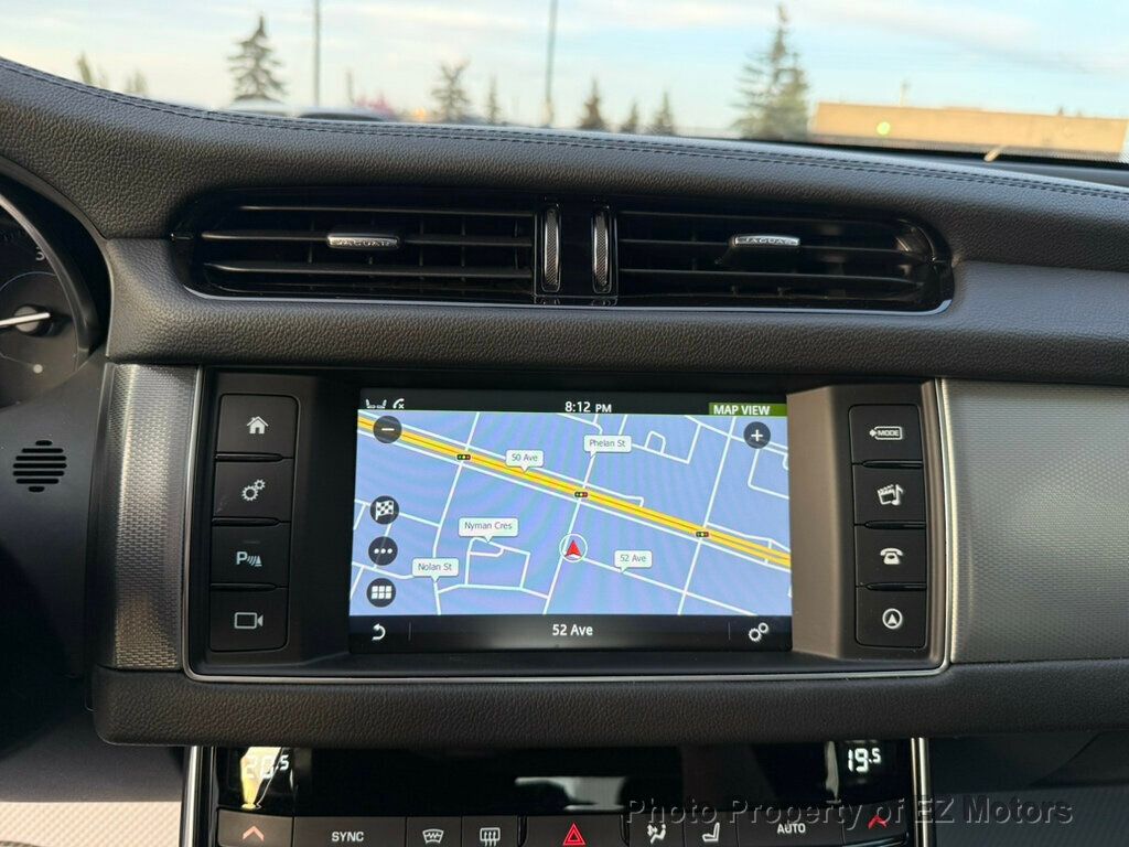 2018 Jaguar XF DIESEL! 67500 KM! ONE OWNER! CERTIFIED! - 22856136 - 36